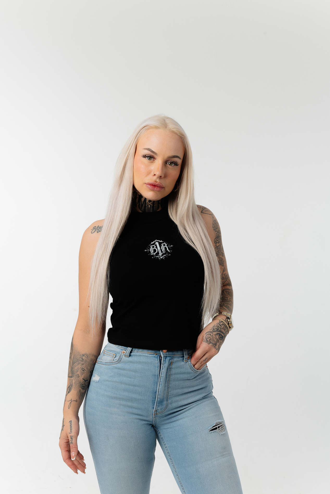 B1R Black Short Neck Top